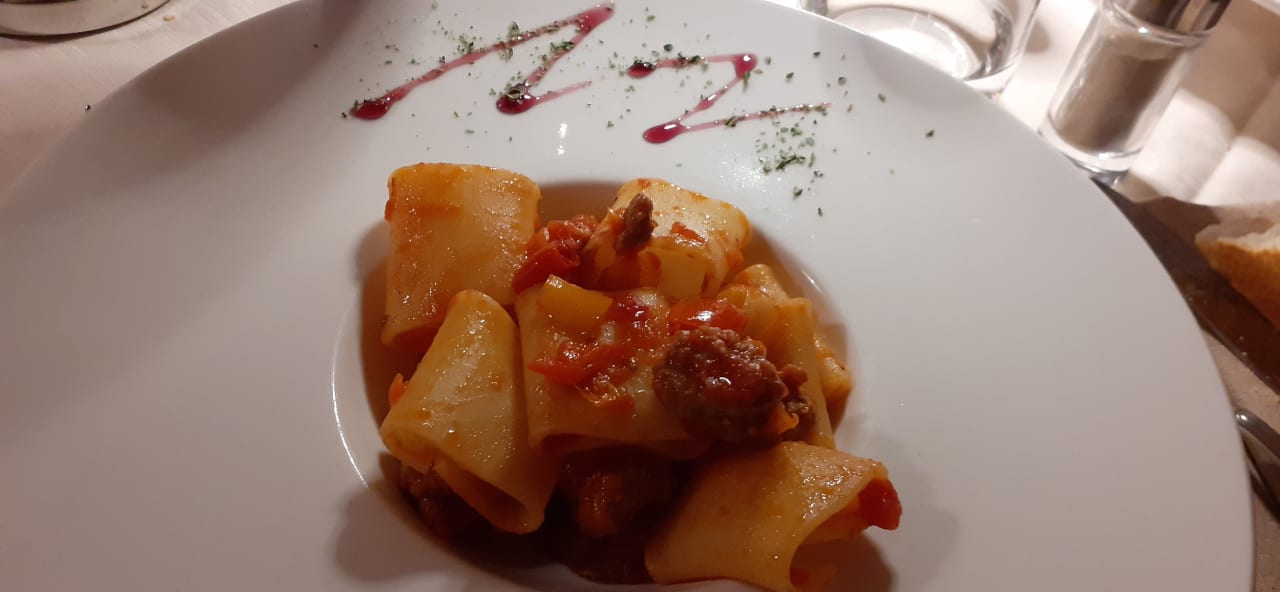 Gastro Hotel Valacia