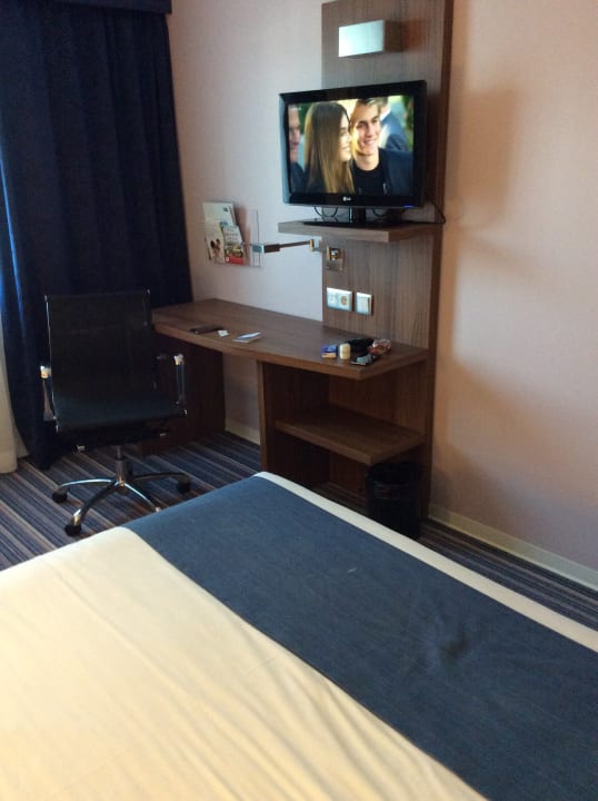 Zimmer Hotel Holiday Inn Express Lisbon Alfragide