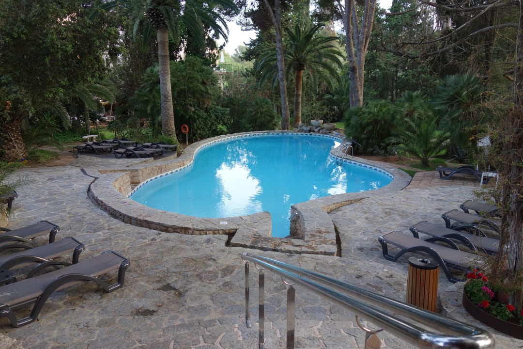 Pool Lago Garden