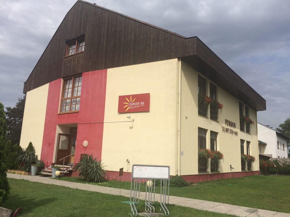 Außenansicht WohlfühlPension IllmitzerHof