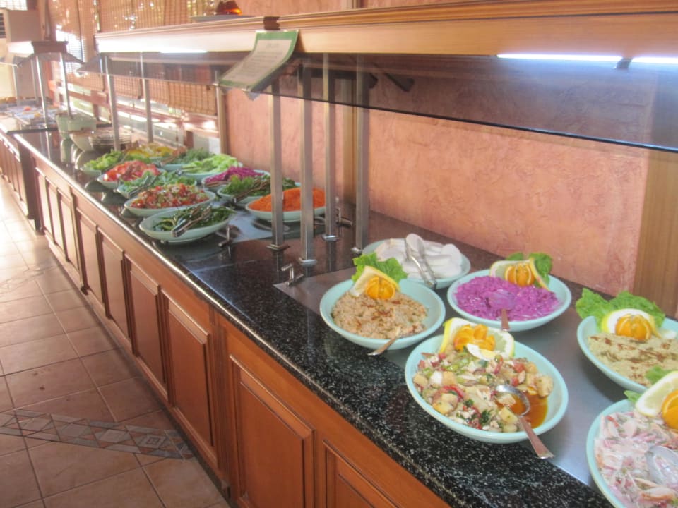 Salat-Bar Side Bay Hotel