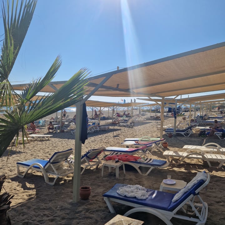 Strand Club Turtas Beach Hotel