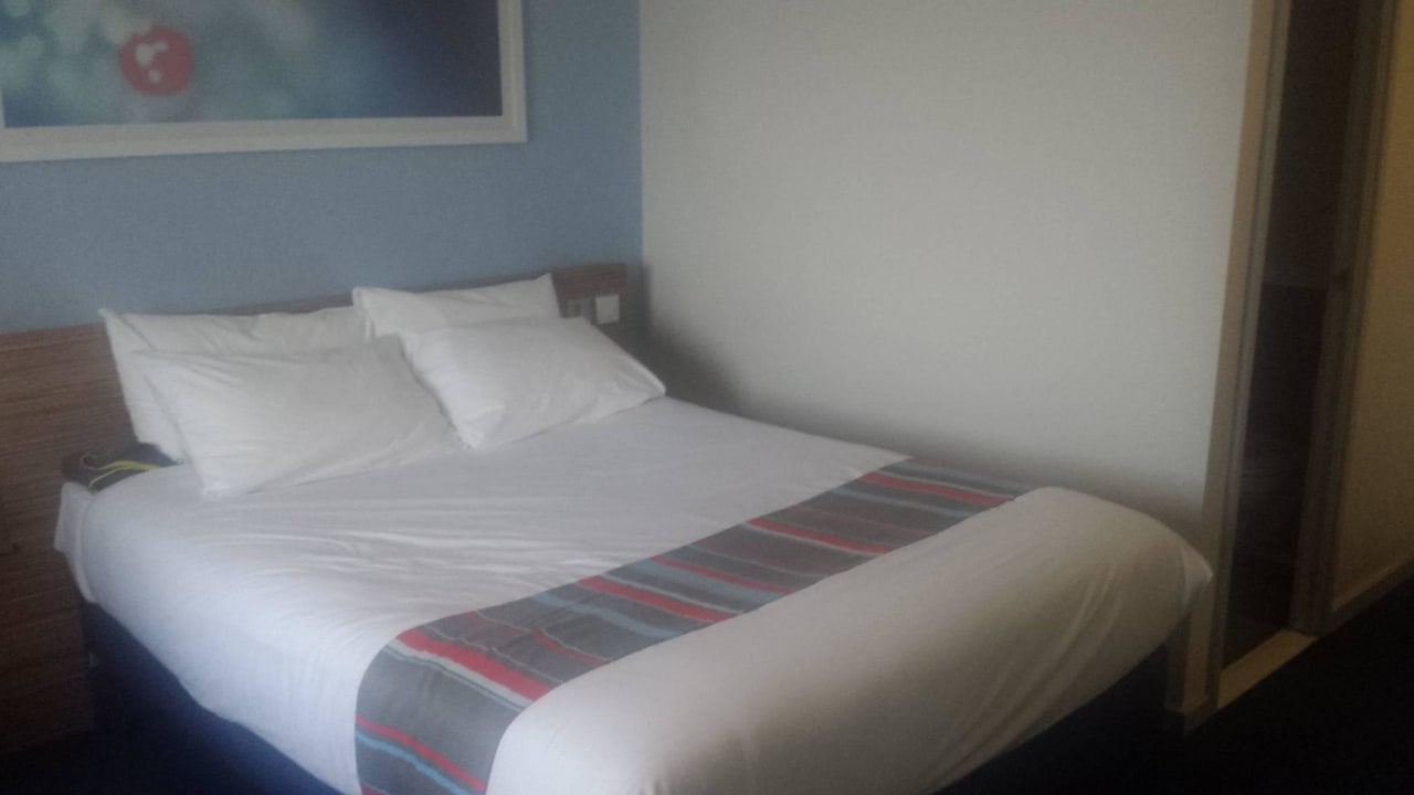 Doppelzimmer  mit Bad Travelodge Cambridge Orchard Park
