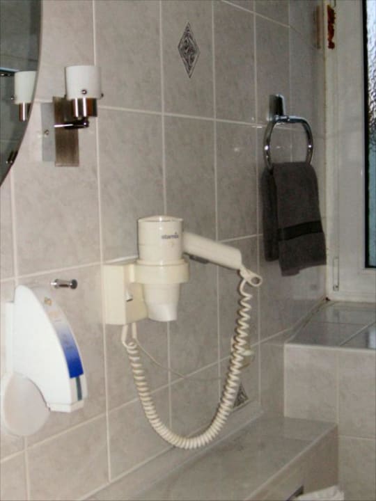 Modernes Badezimmer Stichwehs Hotel am Bahnhof