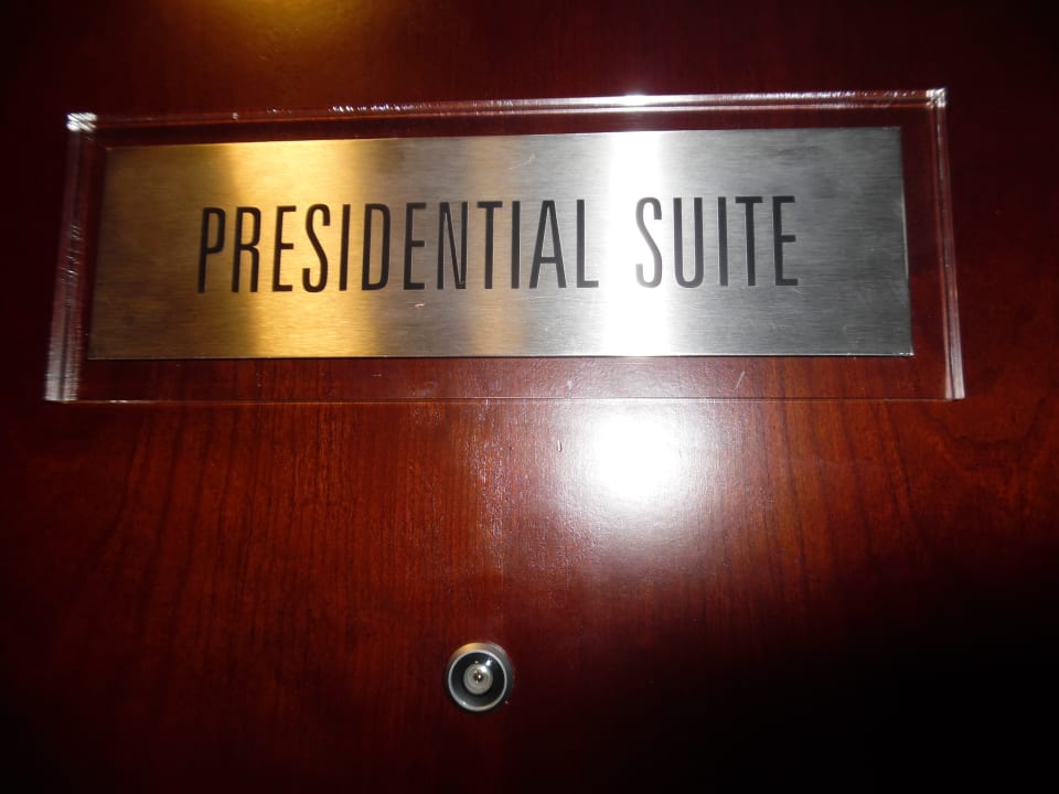 Präsidentensuite: Beschriftung The Westin Warsaw