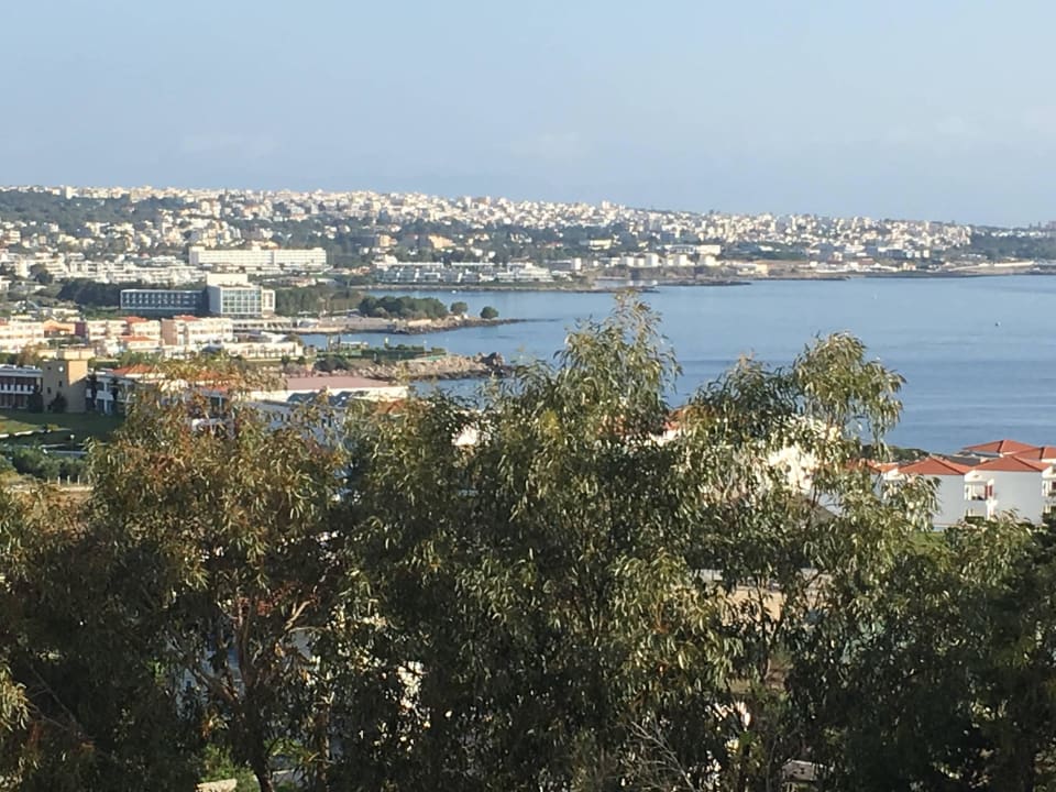 Blick vom Balkon auf Rhodos-Stadt Hotel Kalithea Mare Palace