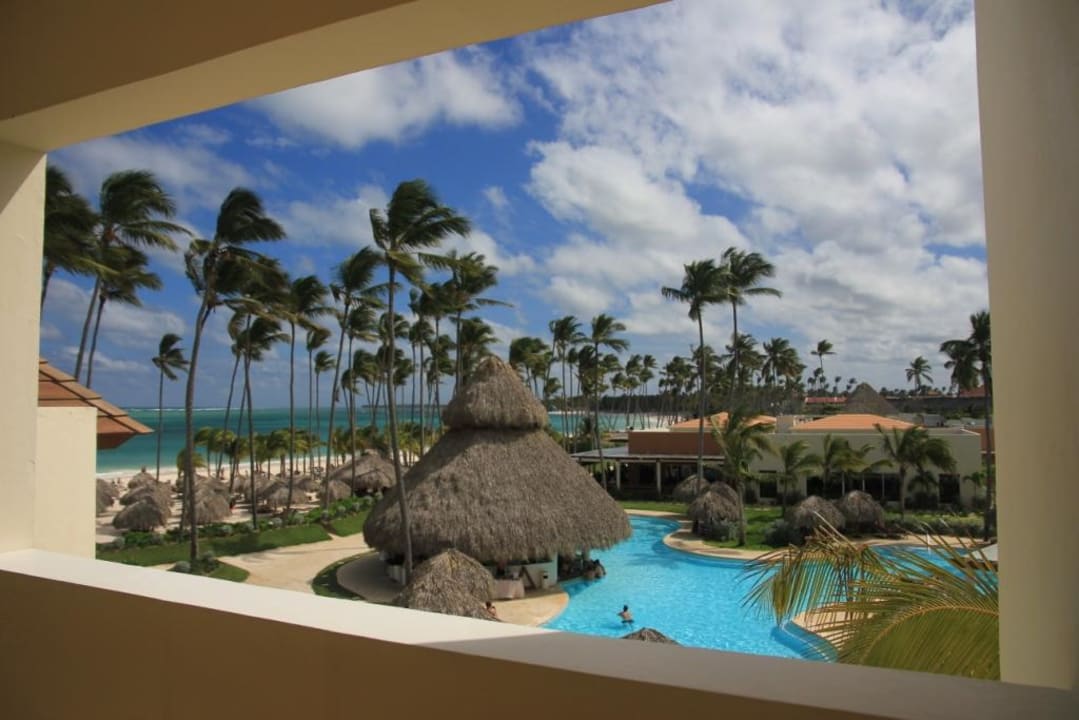 Ausblick vom linken Gebäude Secrets Royal Beach Punta Cana - Adults only