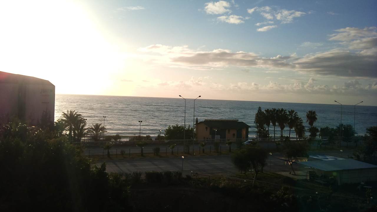 Blick vom C-Block auf's Meer Aska Hotel Just in Beach