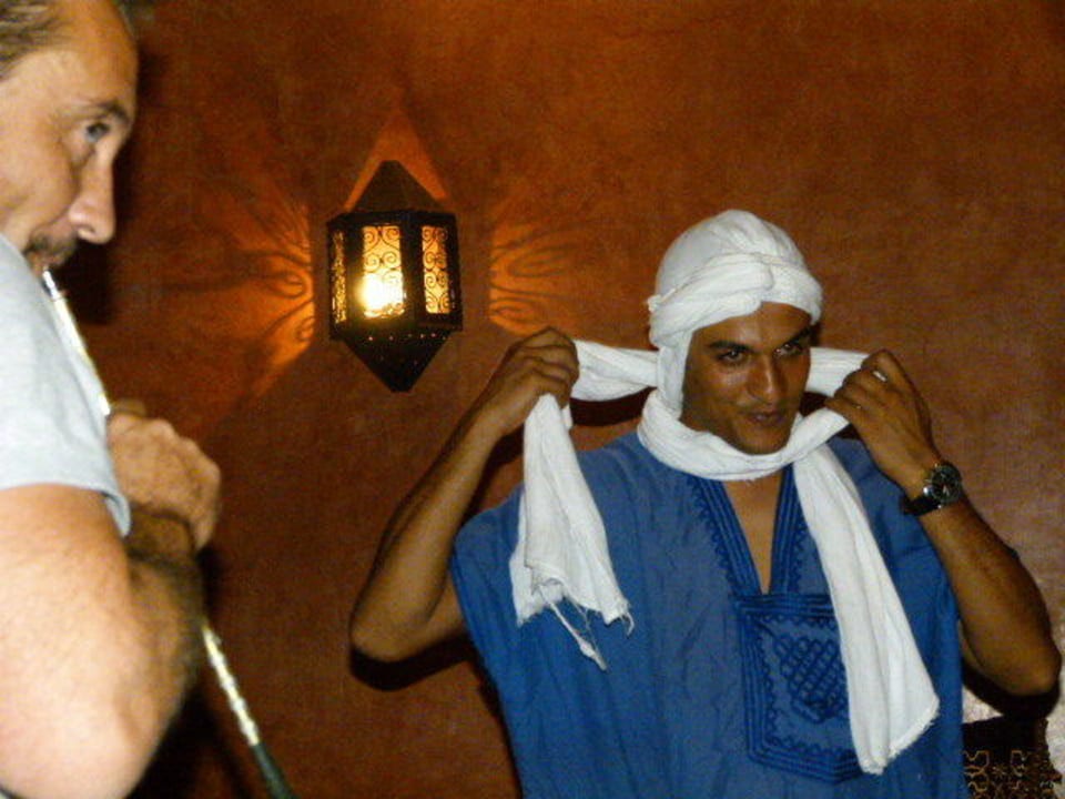Demonstration de chicha et thé Hotel Kasbah Le Mirage