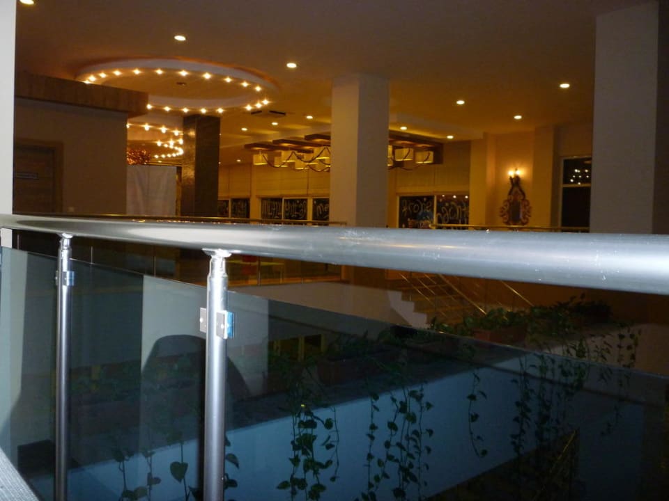 Blick in den Lobbybereich Solivia Hotel