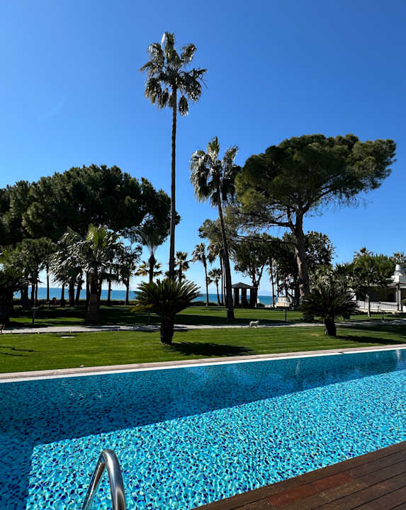 Außenansicht Acanthus Cennet Barut Collection