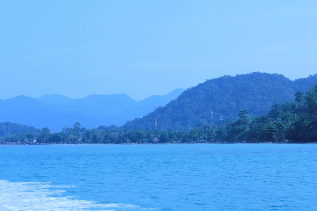 Front View Kai Bae Beach Resort