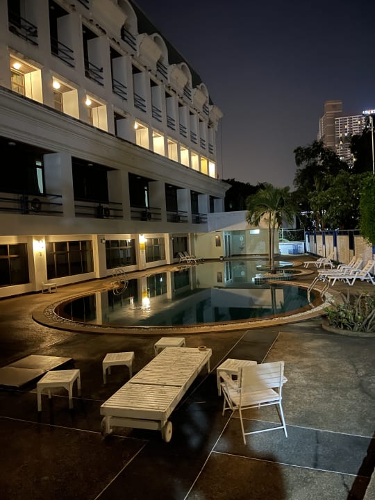 Pool Camelot Hotel Pattaya