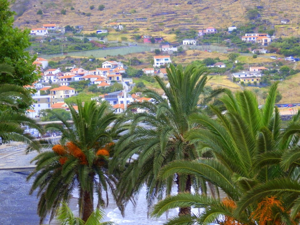 Aussicht vom Balkon Hotel Dom Pedro Madeira