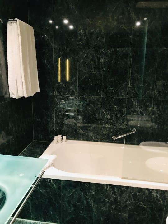 Zimmer B&B Hotel Arezzo