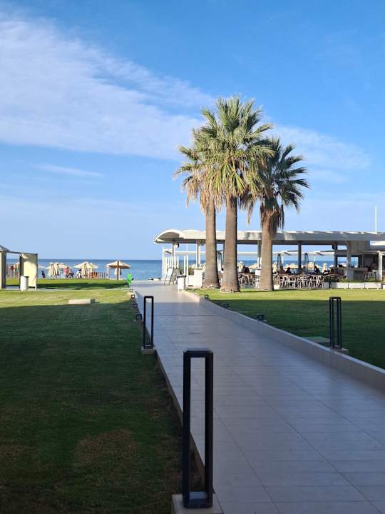 Strand Vantaris Luxury Beach Resort