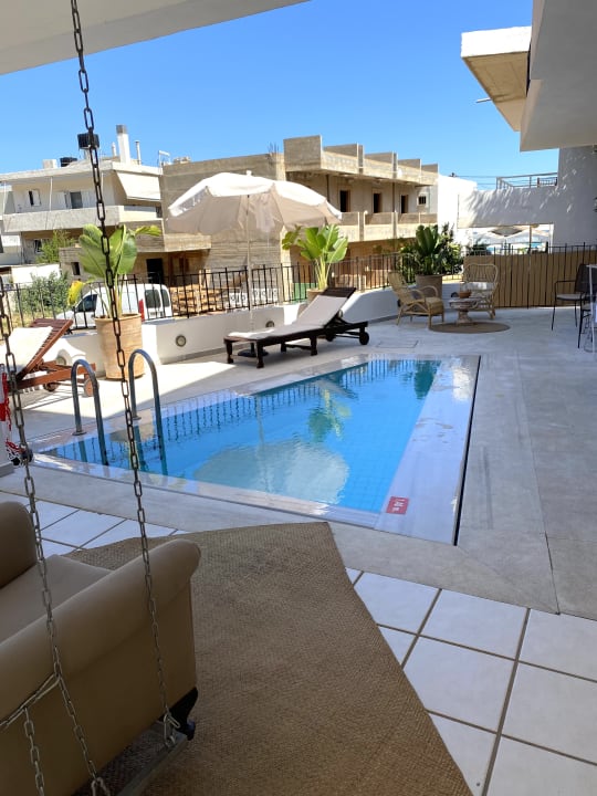 Gartenanlage Nami Hotel & Suites