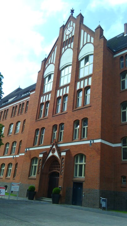 Außenansicht Jugendherberge Berlin Ostkreuz