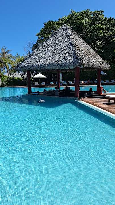 Pool Adaaran Select Meedhupparu Island Resort - Premium All Inclusive