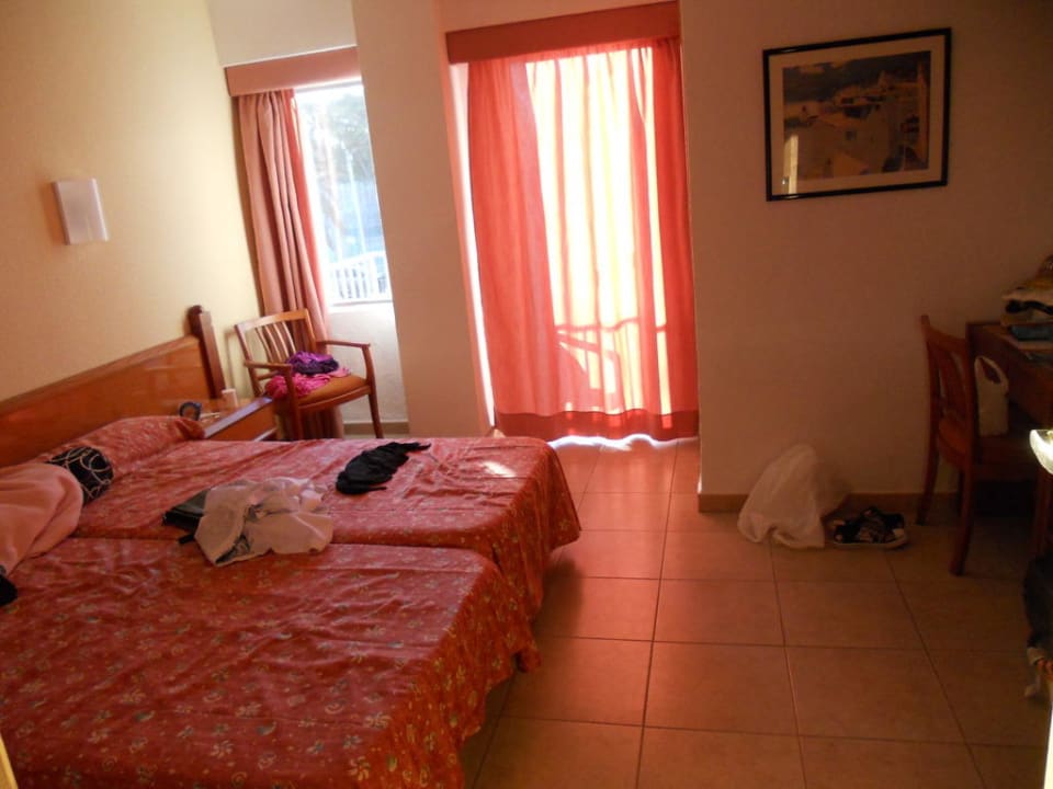 Das Zimmer  Hotel Cosmopolitan