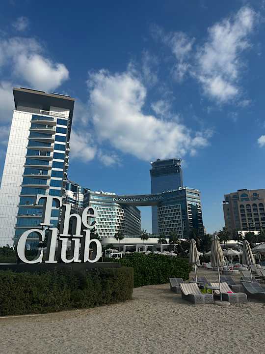 Außenansicht NH Collection Dubai The Palm