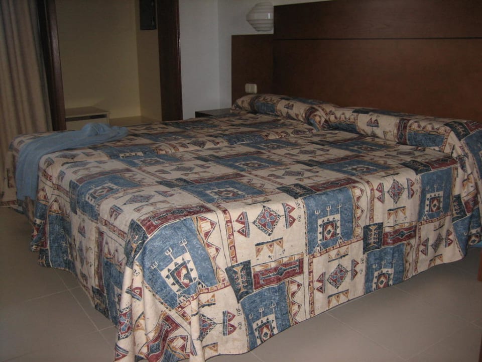 Schlafzimmer Hipotels Mercedes