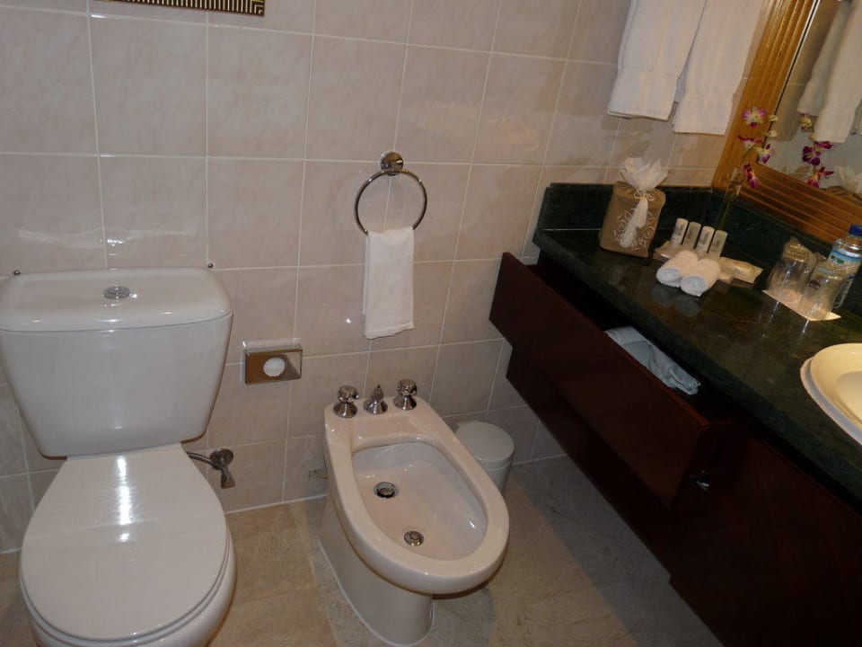 Badezimmer Le Meridien Abu Dhabi Resort