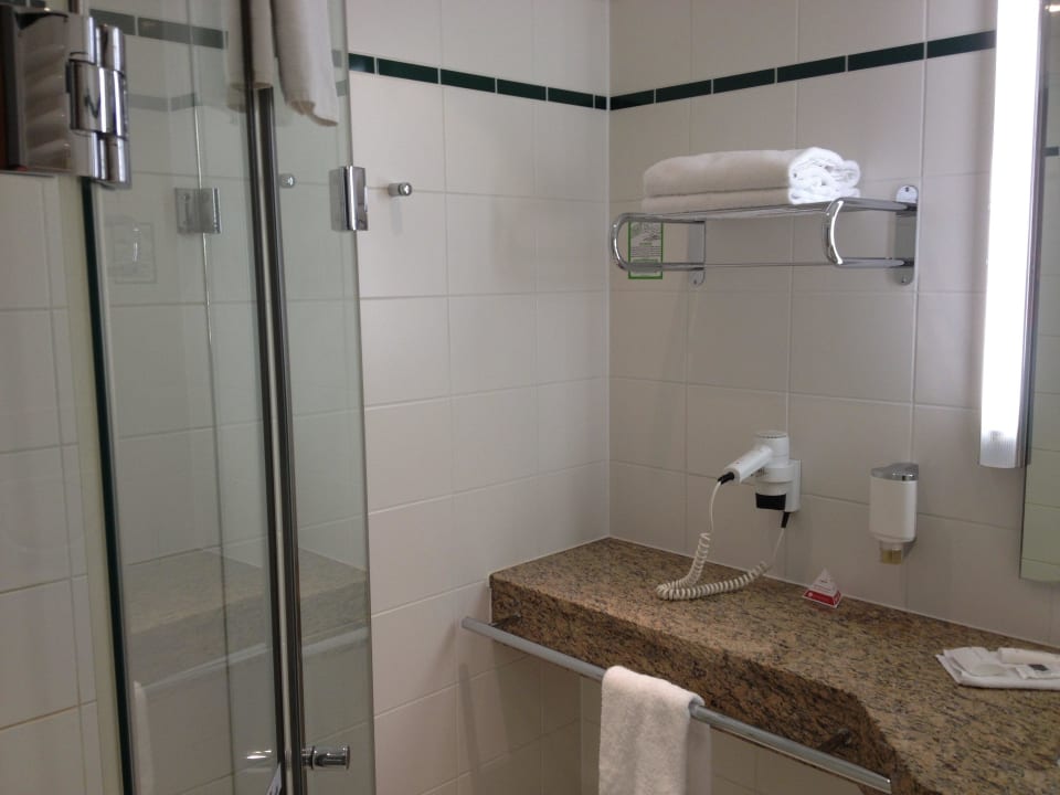 Badezimmer HYPERION Hotel Berlin