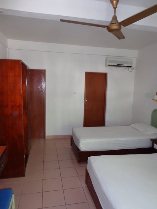 Einfache Ausstattung  Summer Island Maldives