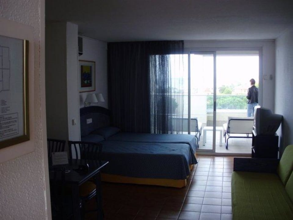 Zimmer Blaumar