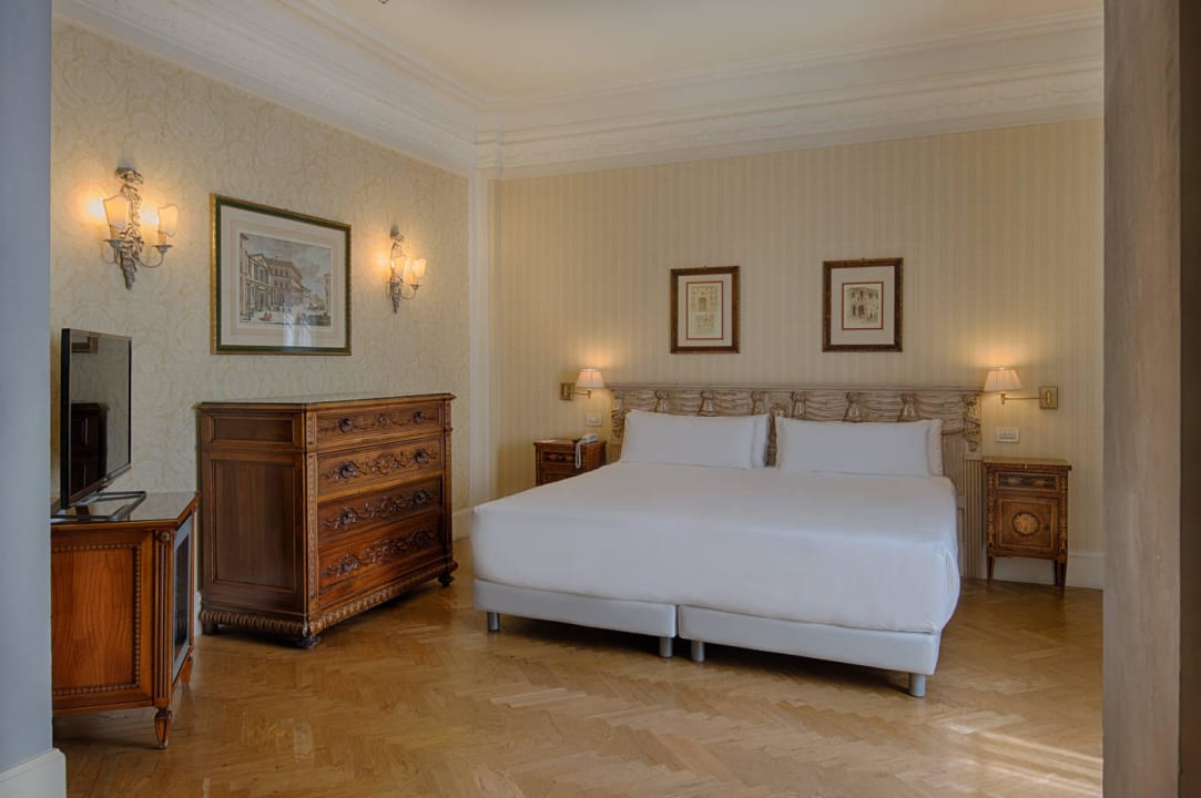 Guest Room NH Firenze Anglo American