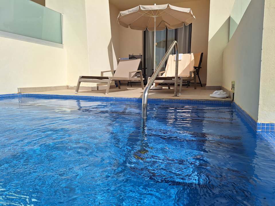 Pool Hotel Riu Karamboa