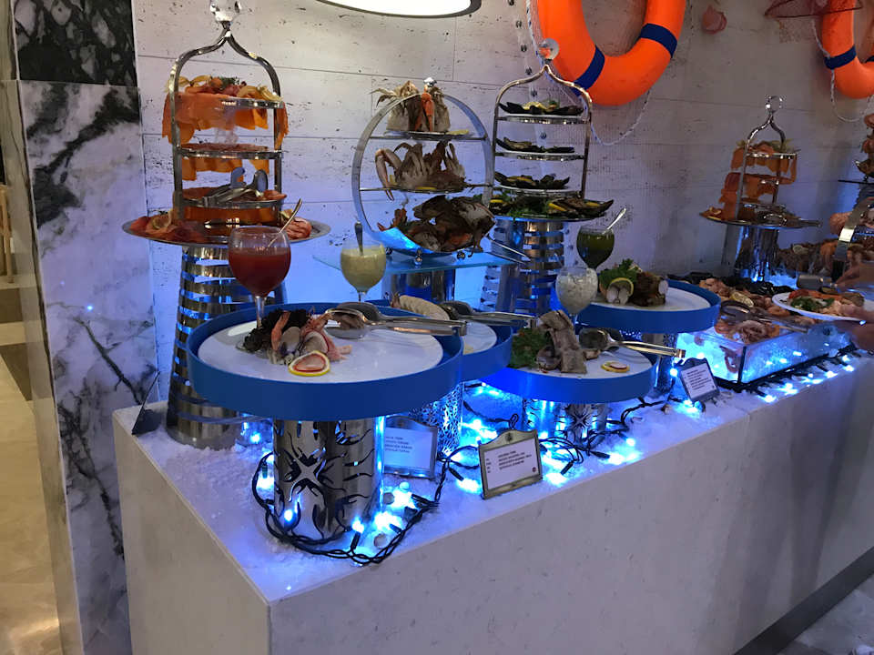 Gastro Acanthus Cennet Barut Collection