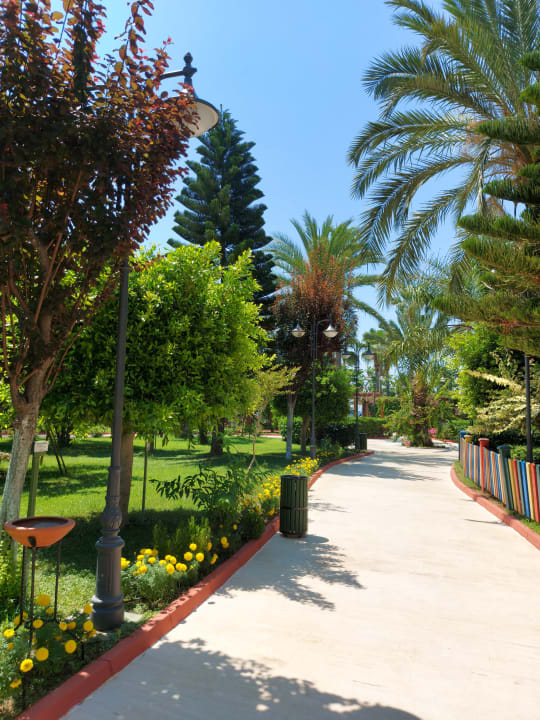 Gartenanlage Saphir Resort & Spa