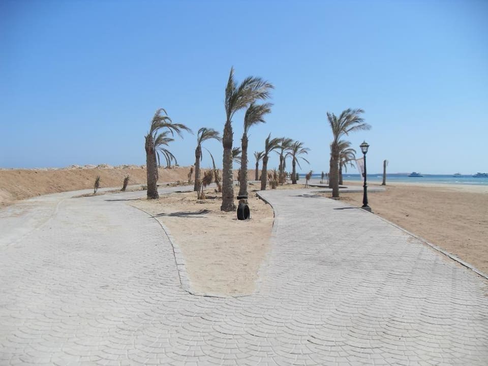 View Pyramisa Beach Resort Sahl Hasheesh