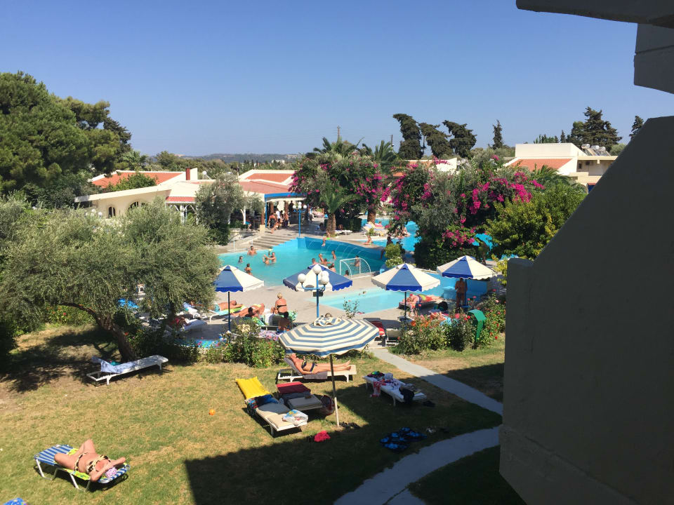 Pool Hotel Filerimos Village