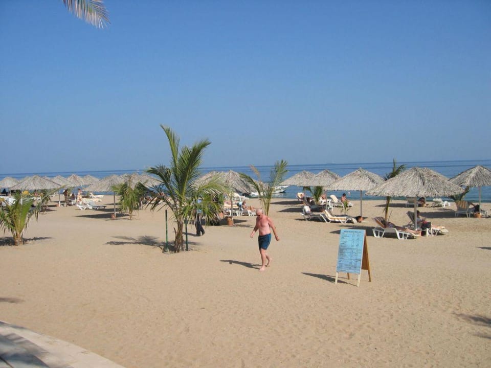 Strand Hotel Le Meridien Al Aqah Beach Resort