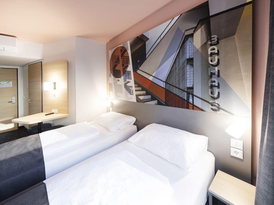 Zimmer B&B HOTEL Dessau