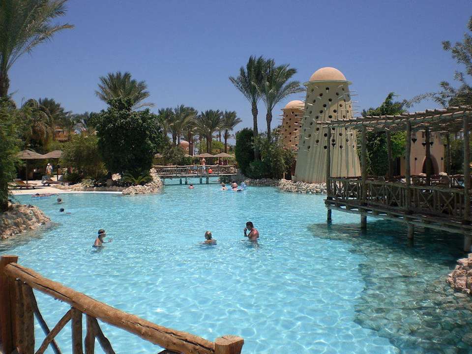 Ein Teil der Poolanlage Grand Makadi