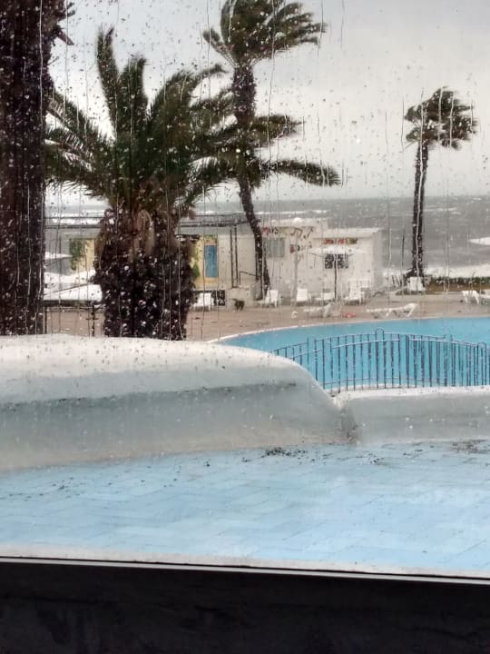 Pool Hotel El Mouradi Skanes Beach