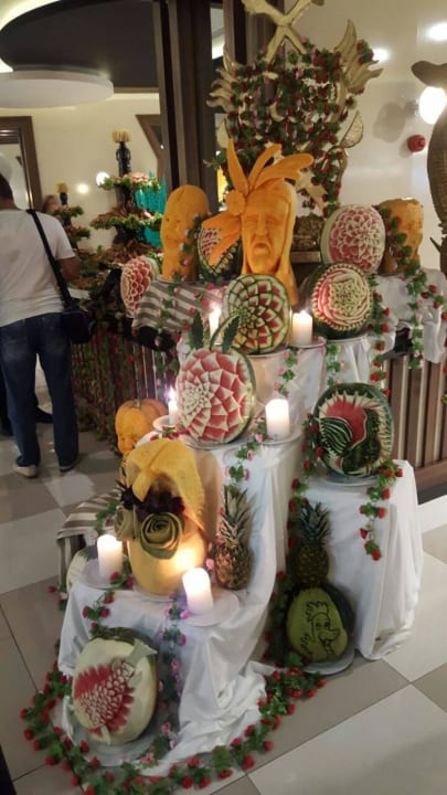 Deko Eingang Speisesaal Hotel Botanik Platinum