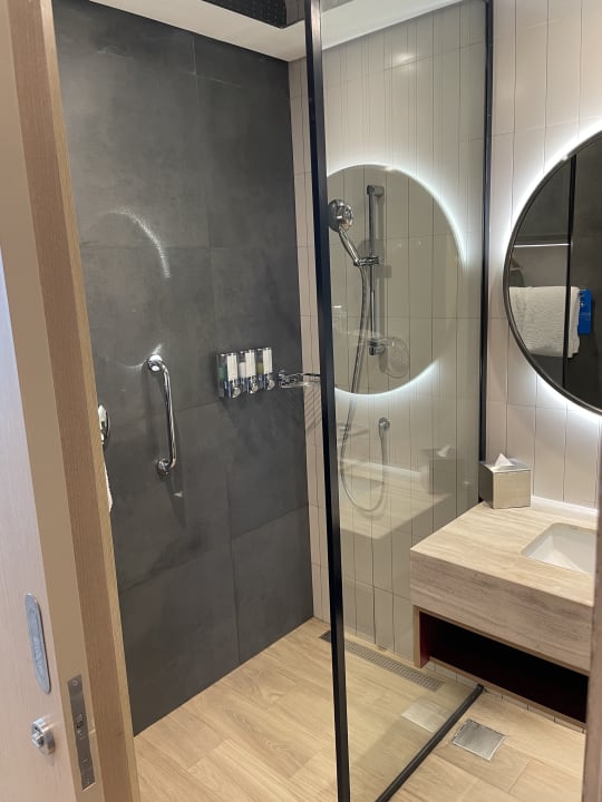 Zimmer Hampton by Hilton Marjan Island