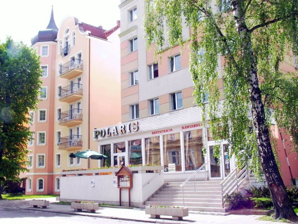 Altbau/ Neubau Hotel Polaris