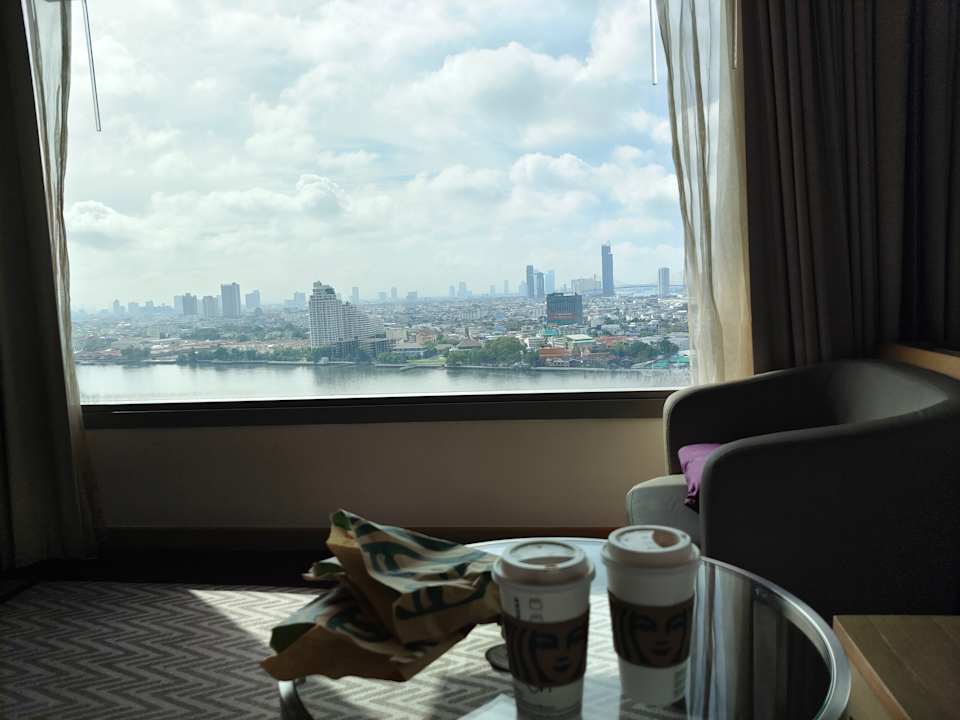 Zimmer Avani+ Riverside Bangkok Hotel