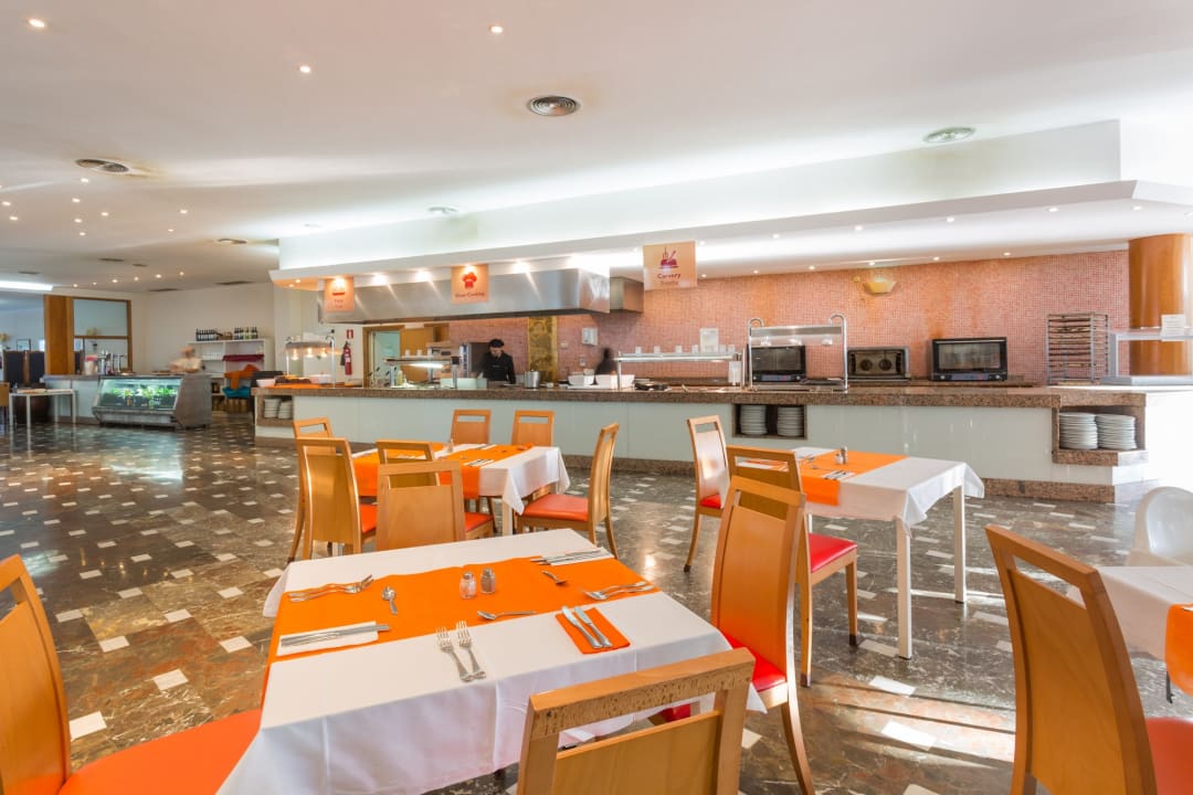 Gastro Sirenis Seaview Country Club