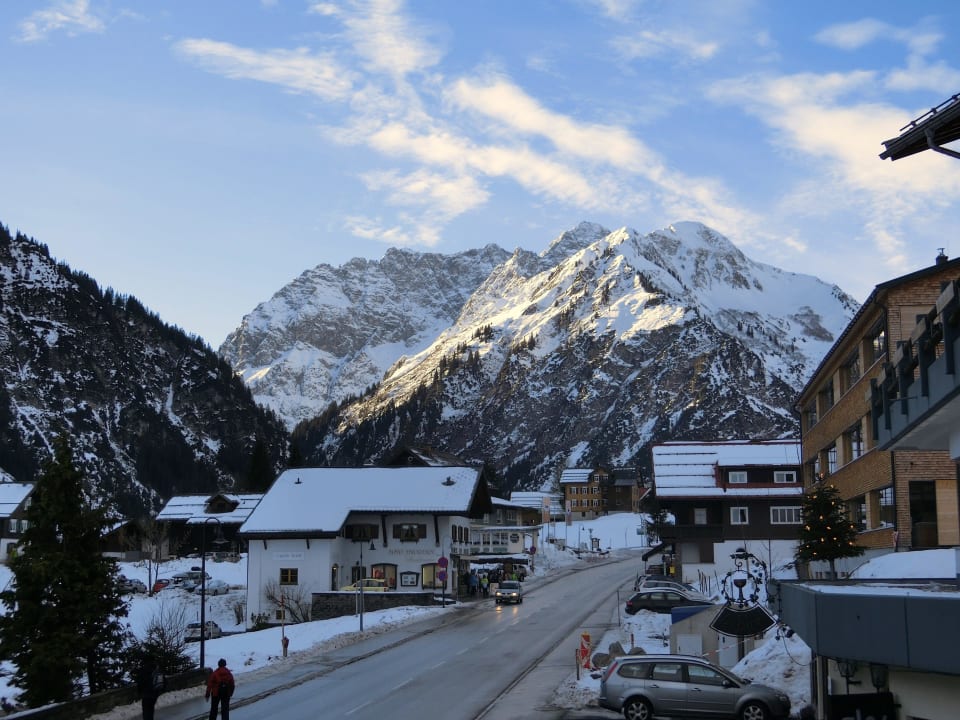 Ausblick rechte Seite IFA Alpenrose Hotel Kleinwalsertal