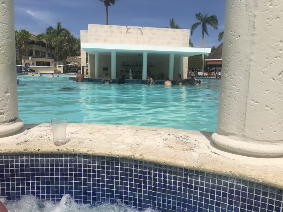 Pool Iberostar Waves Costa Dorada