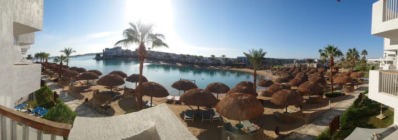 Außenansicht SUNRISE Crystal Bay Resort