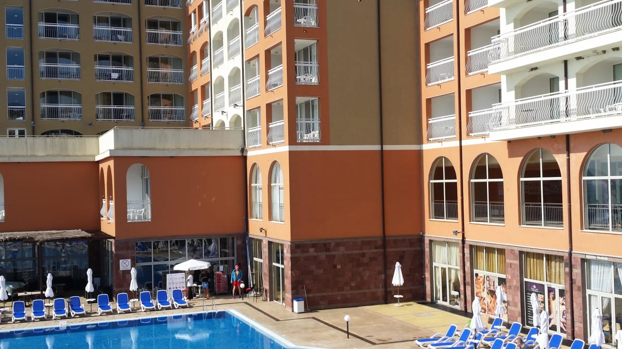 Poolanlage Sol Luna Bay