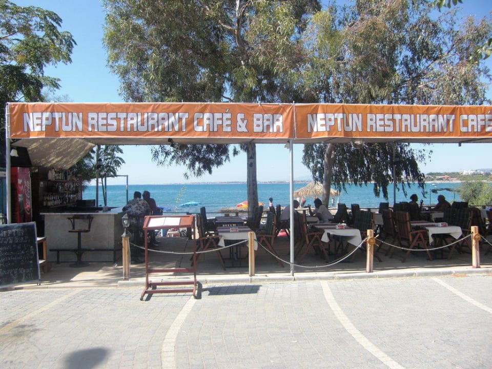 Strandbar Hotel Neptün/Neptun